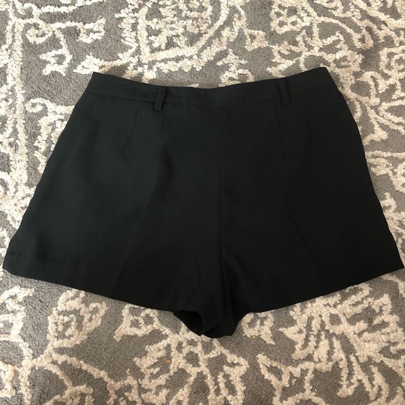 Forever 21 black high waist dress shorts - Picture 2 of 6